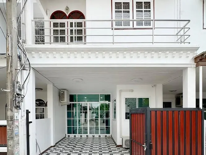 Villa Miq Hk611 Huai Khwang 4br Jodd Fair Bangkok