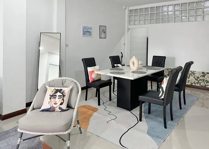 Villa Miq Hk611 Huai Khwang 4br Jodd Fair Bangkok