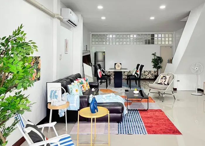 Villa Miq Hk611 Huai Khwang 4br Jodd Fair Bangkok