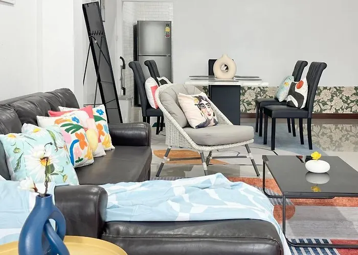 Miq Hk611 Huai Khwang 4br Jodd Fair Villa *