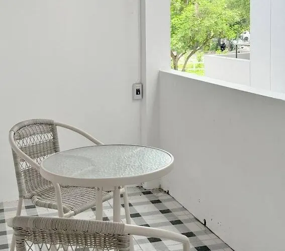 Miq Hk611 Huai Khwang 4br Jodd Fair *