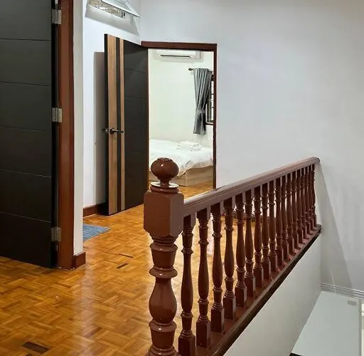Miq Hk611 Huai Khwang 4br Jodd Fair *