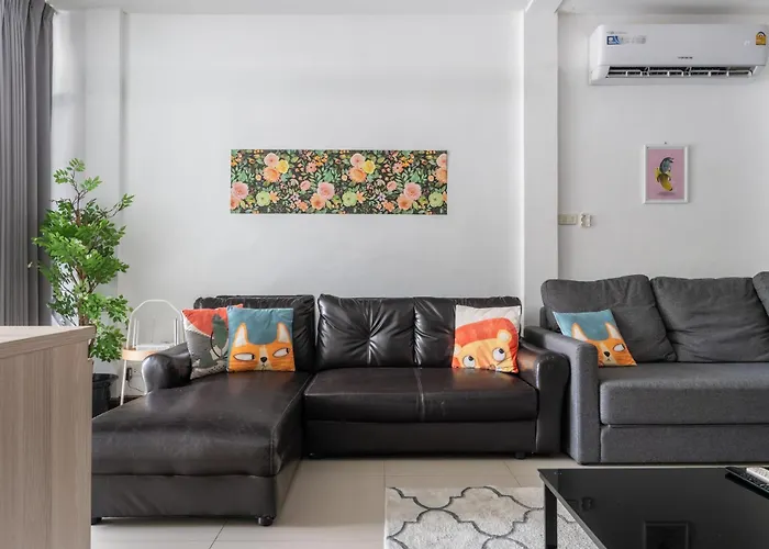 Villa Miq Hk611 Huai Khwang 4br Jodd Fair Bangkok