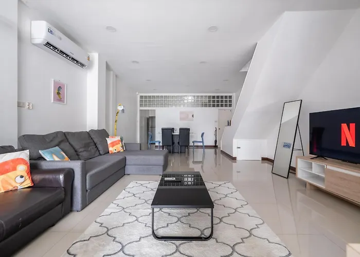 Villa Miq Hk611 Huai Khwang 4br Jodd Fair Bangkok